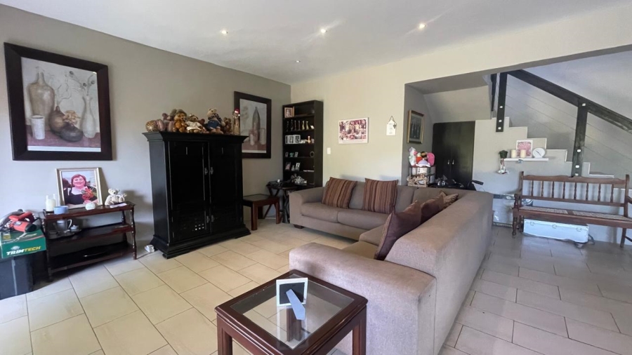 4 Bedroom Property for Sale in Blue Bend Eastern Cape